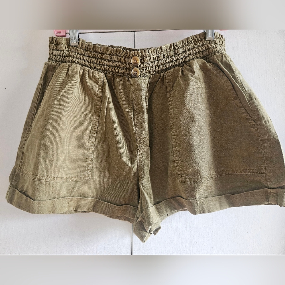 SO High Waist Khaki/Green Women's Shorts with Packets Elastic Waist Size XL